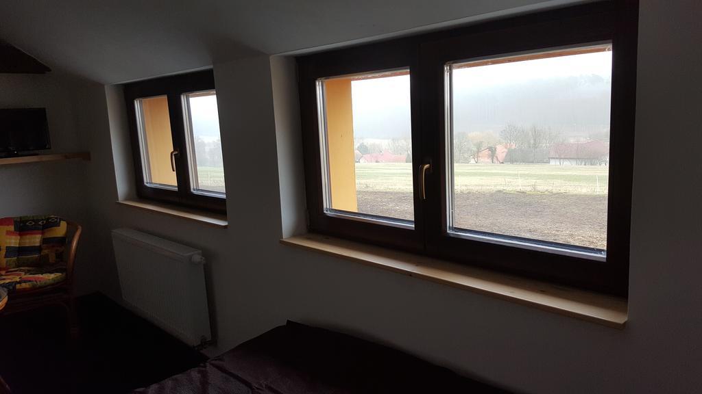 Penzion Eqilon Hotel Melnik Luaran gambar