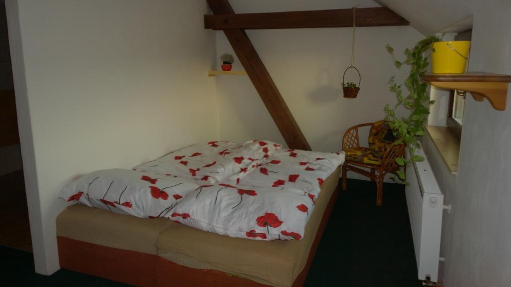 Penzion Eqilon Hotel Melnik Luaran gambar